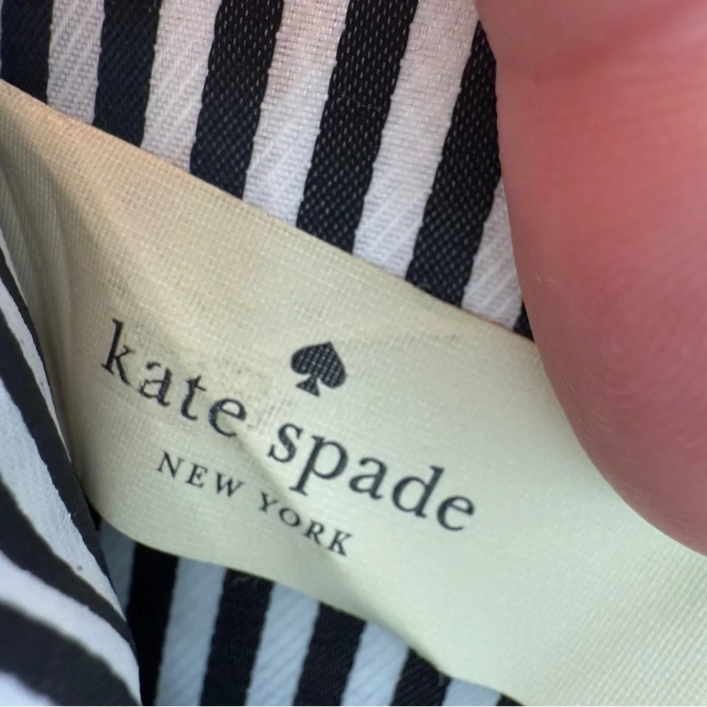 Kate Spade New York Cameron Street Adalyn Bifold Wallet - Picture 8 of 8